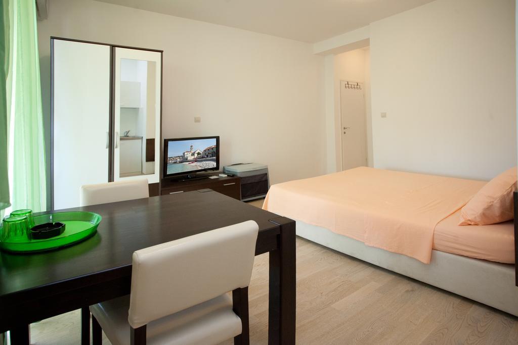 Apartments Klara Split Habitación foto